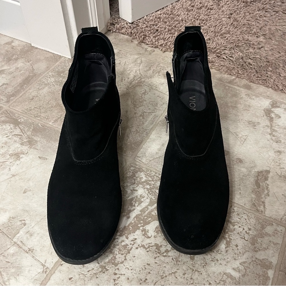 Vionic Classic Black Suede Booties